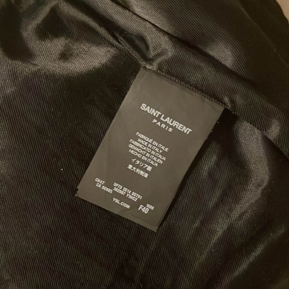 Saint Laurent Cropped Leather Jacket - Picture 9 of 9